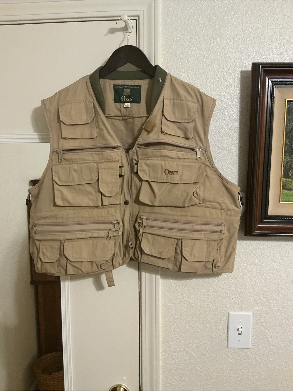 Orvis Men's XL Fly Fishing Vest Khaki Multi Pocket Utility Outdoor Hunting